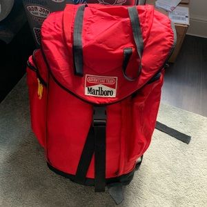Marlboro Camping Bag